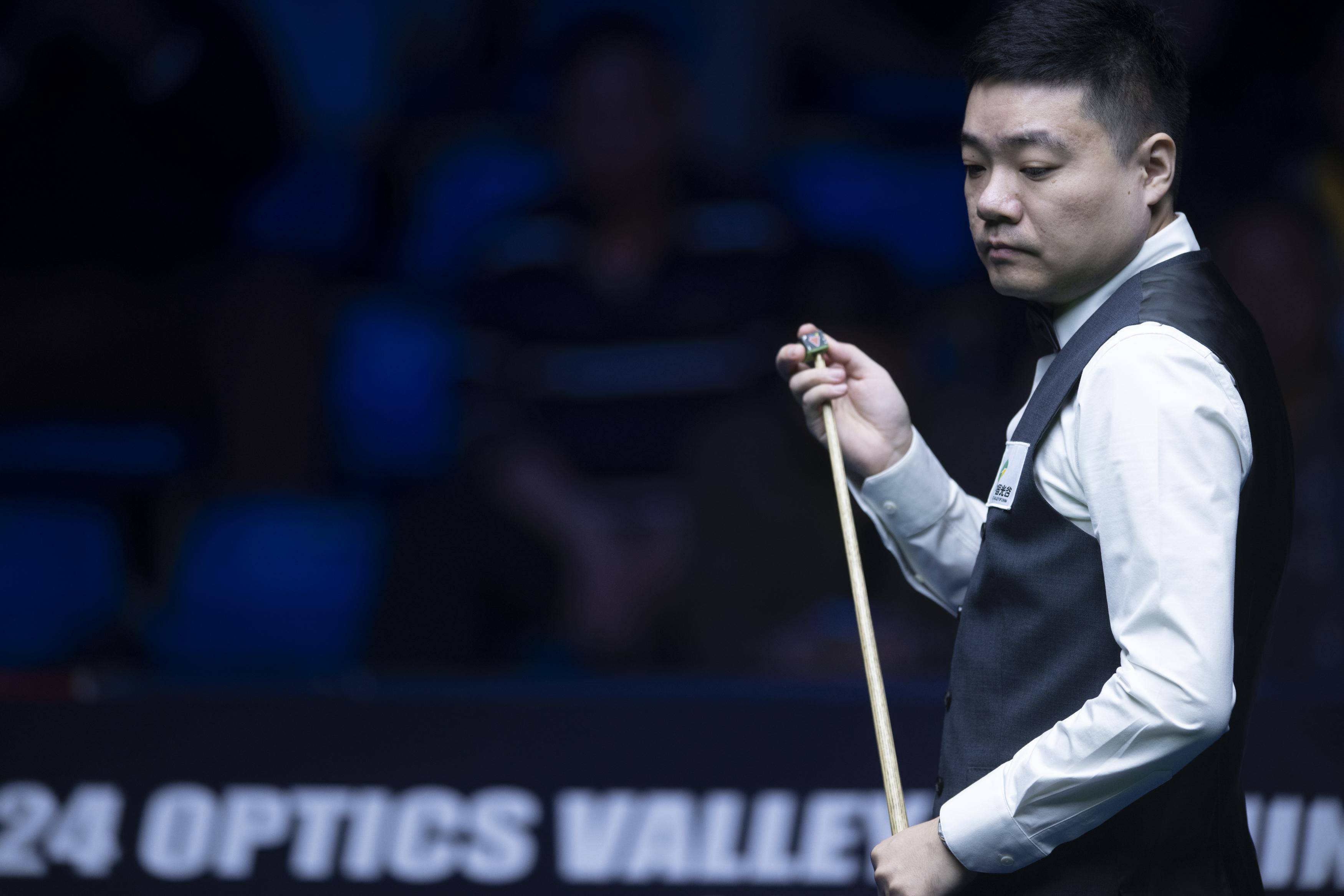 对于年轻且 对于年轻且